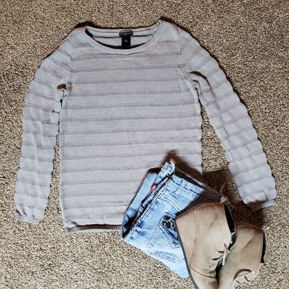 Ann Taylor Sweater - Picture 2 of 5
